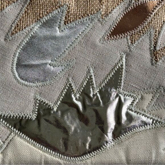 90’s Metallic Overlay Clutch Purse - Picture 11 of 11